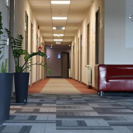 Only 15 Minutes To City Center, Free Secure Parking Budapeste Exterior foto